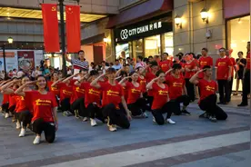 红歌快闪唱响主旋律 创新形式传播正能量图片