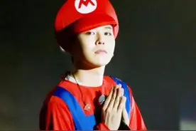 权志龙说他想穿“大声”？权马里奥真会玩儿～图片