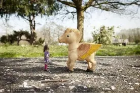 我变小了 摄影家Allais的超现实世界图片