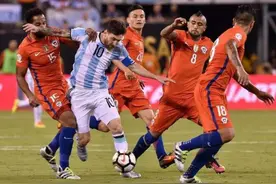 梅西决不会退出国家队！前进阿根廷，我们俄罗斯世界杯再见！图片