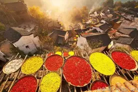 亲爱的，这是我一个人的旅行，但我和爱情在这里等你。图片