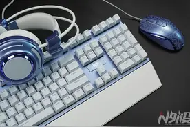 雷柏MISS定制版游戏外设套装图赏图片