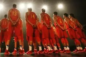 美国37分狂屠阿根廷，中国男篮输多少分不算丢人？图片