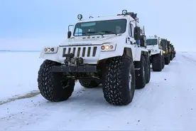 俄军部署新款全地形车接受北极严寒考验，车型外观霸气图片