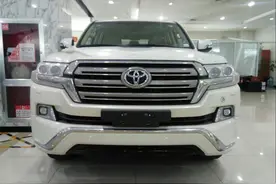 你喜欢跋山涉水的越野吗？酷路泽4600动力足能让你随心所欲图片