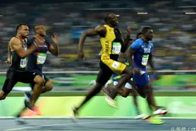 图片回顾"闪电"博尔特百米夺金瞬间图片