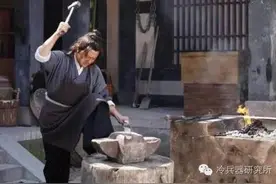 中国古代的铁匠都是怎么炼铁铸剑的？图片
