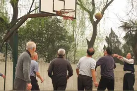 趁现在，我要爱篮球更多一点图片