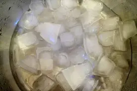 牛奶橄榄滋润 美白护肤手工皂的制作教程 附配方图片