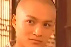 他在陈晓陈妍希婚礼中当伴郎，谁想到他已40岁图片