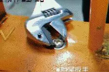 自紧王再次出手，挑战传统工具，以一抵十图片