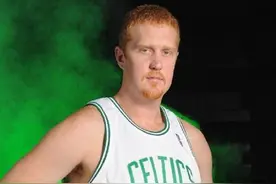 外媒评NBA历史最糟糕的20名球员，两中国球员上榜图片