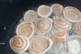 儿时香甜酥脆的猫耳朵，自己做的还没防腐剂图片