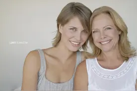 第一次去婆婆家时，拿什么招待你的？图片