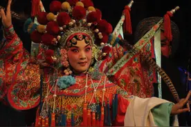 聊城：豫剧院惠民演出季拉开序幕，持续演出三天图片