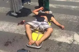 威海一男子为情所困自虐两刀！是真爱？还是另有隐情？图片