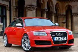 2016新款红色奥迪RS 6 使用跟性能，舒适跟操控完美结合图片