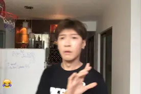 你们是不是还管iTunes叫爱吞屎呢？视频封面