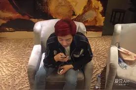 [EXO][分享]160627 灿烈与粉丝实时互动记录 全是“套路”呀！图片