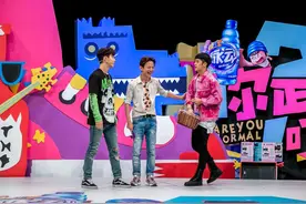 王嘉尔化身“醋坛子”，踢馆《你正常吗》来“争宠”图片