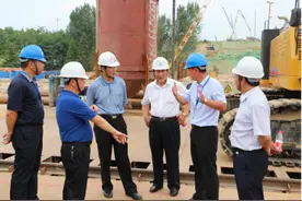 中国铁建工会主席史道泉一行到中铁建大桥工程局蒙华项目检查工会工作图片