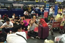 雷雨影响昆明北京航线 长水机场仍正常运行图片