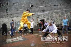 老巷深处的最后武馆图片