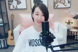 梁红在嗓子发炎的情况下演唱《花桥流水》还是这么好听，太厉害了视频封面