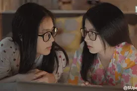 搞笑GIF图：没加特效的你，只是个大帅比图片