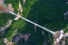 全世界最高最长玻璃桥开放，从绍兴出发最低182元！图片