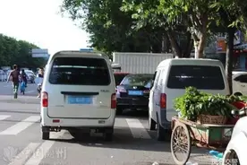 枫春路交通秩序整治开始啦，您的爱车乱停了吗？图片