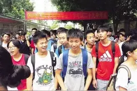 关注|今年南宁市区示范性普通高中拟招9396人 7月8可查中考成绩图片