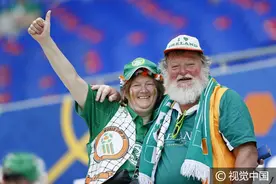 且以深情共白首 到老我们还要一起去看球呀~图片