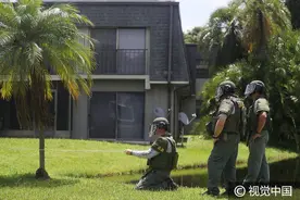 美国警方调查奥兰多枪击案嫌疑人住所，拆弹专家出动图片