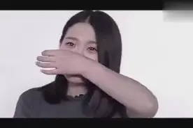 16对情侣分别接受采访，看到最后真的很感动，爱情需要好好经营！