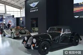2016沈阳国际车展：百年英国老爷车亮相，手工打造工艺精湛图片