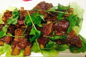 平底锅做烤羊排的做法图片