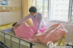 “男丁格尔”，医院的新风景 探秘凉山男护士的尴尬与担当图片
