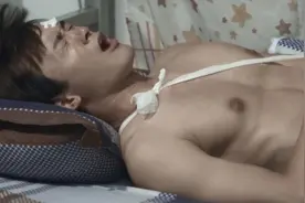 亲弟弟遇到自己假装不认识！视频封面