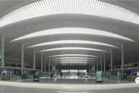 乌鲁木齐站候车攻略图片