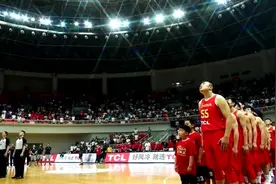 谁将进12人大名单！男篮红蓝两队或提前合并 表现机会不多了视频封面