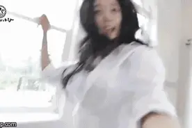 夏天出来浪，哪能不被浪打湿了衫图片