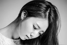 韩新晋电竞女神李贤京最新画报 清纯动人图片