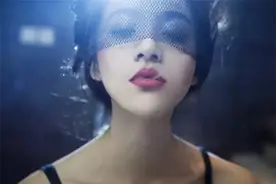 口红—女人的迷药图片