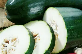 当你知道冬瓜皮的这些功效时，就再也不会把它丢掉了图片