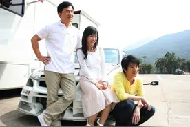 厂家为成龙大哥独家定制的三菱EVO，搭载全新混动系统动力十足图片