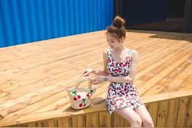 樱桃小花裙子不错么图片