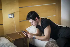 这几个能量满满的移动电源，随时为你续航保命图片