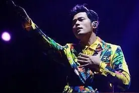 周杰伦“地表最强”演唱会开唱，让我们看看小公举的服装吧图片