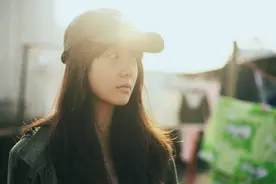 老公常年在外出差，趁他不在婆婆就虐待我，这样婚姻好难熬图片